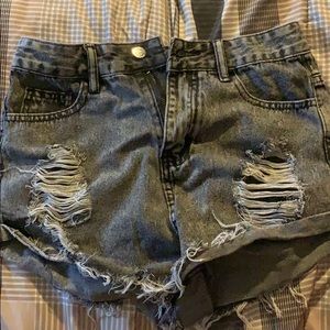 Black destroyed mom shorts!
